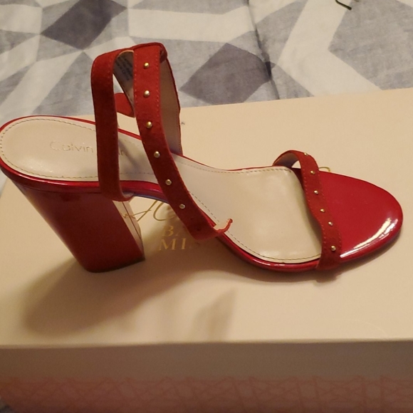 Shoes - Picture 1 of 2